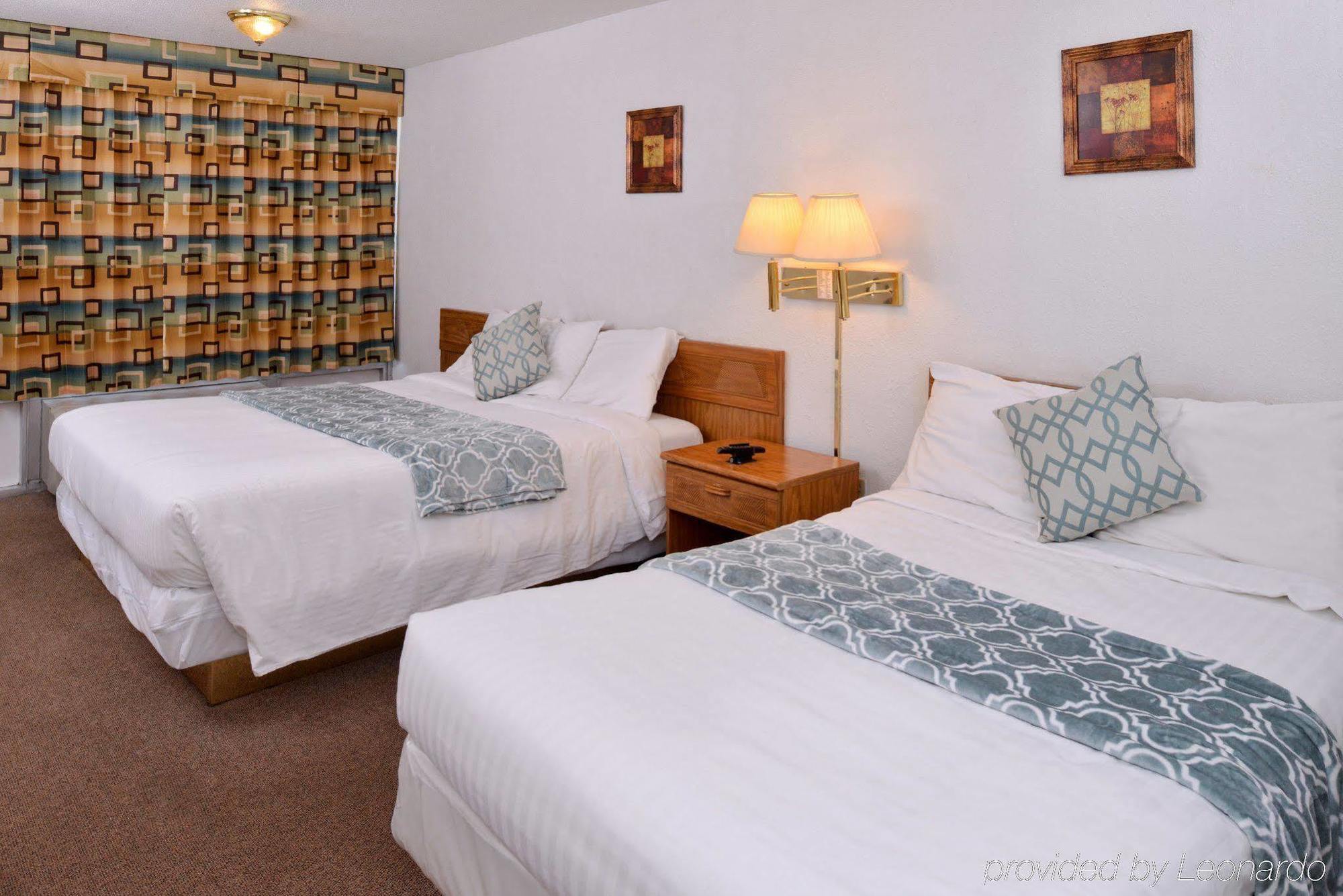 Red Carpet Inn Battleboro Екстериор снимка